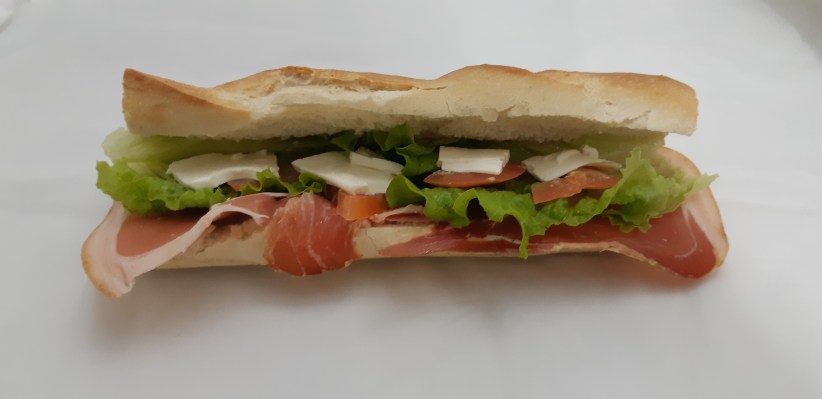 Sande de Presunto e Queijo Fresco